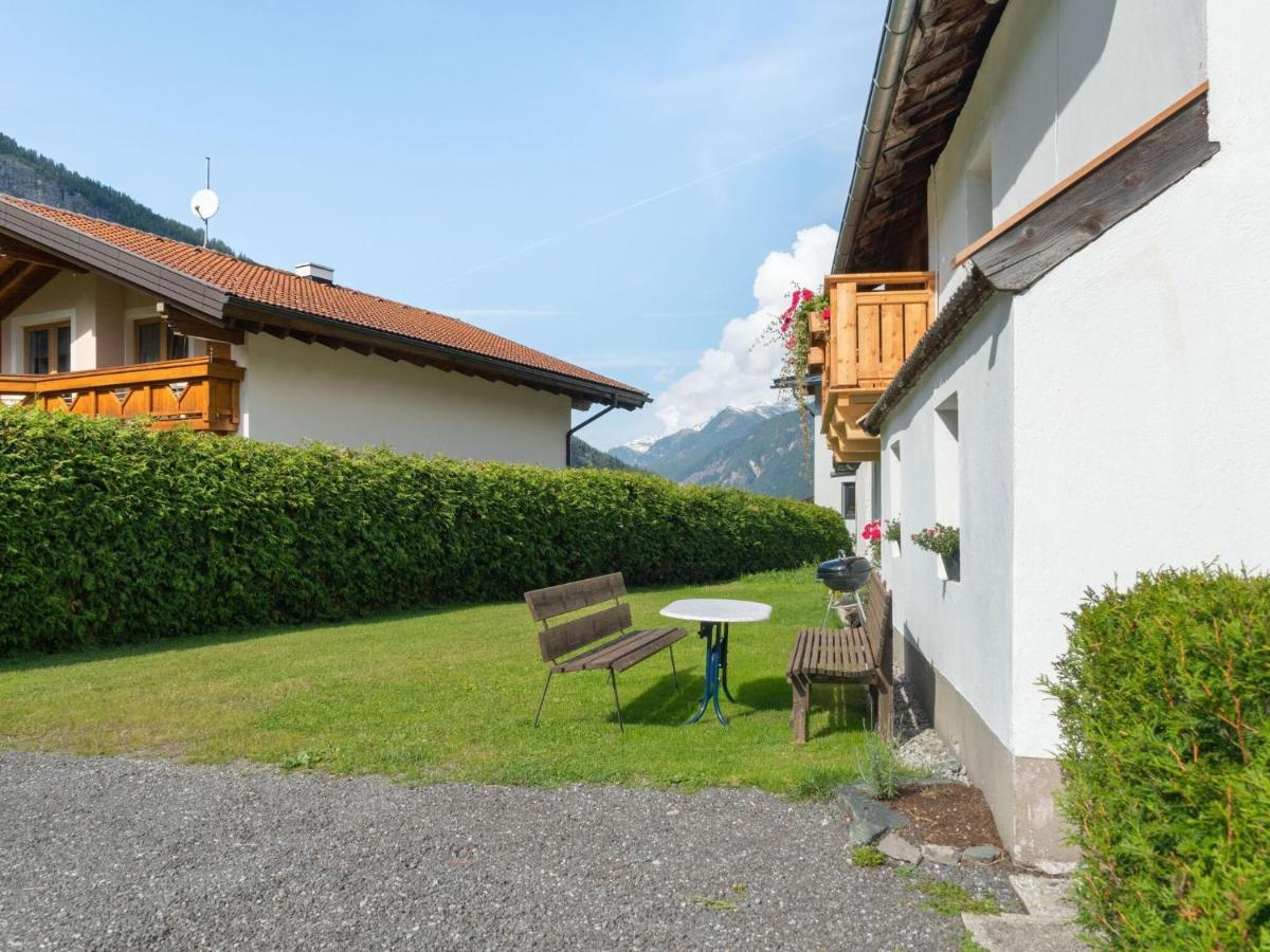 Boutique Holiday Home in L ngenfeld near Ski Bus Stop Längenfeld Extérieur photo